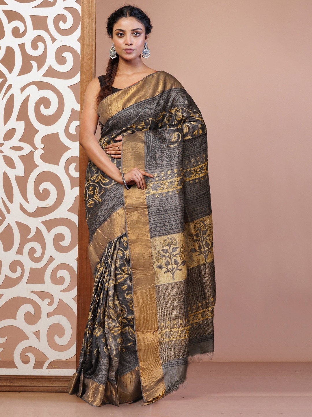 

Unnati Silks Ethnic Motifs Zari Pure Silk Handloom Tussar Saree, Grey