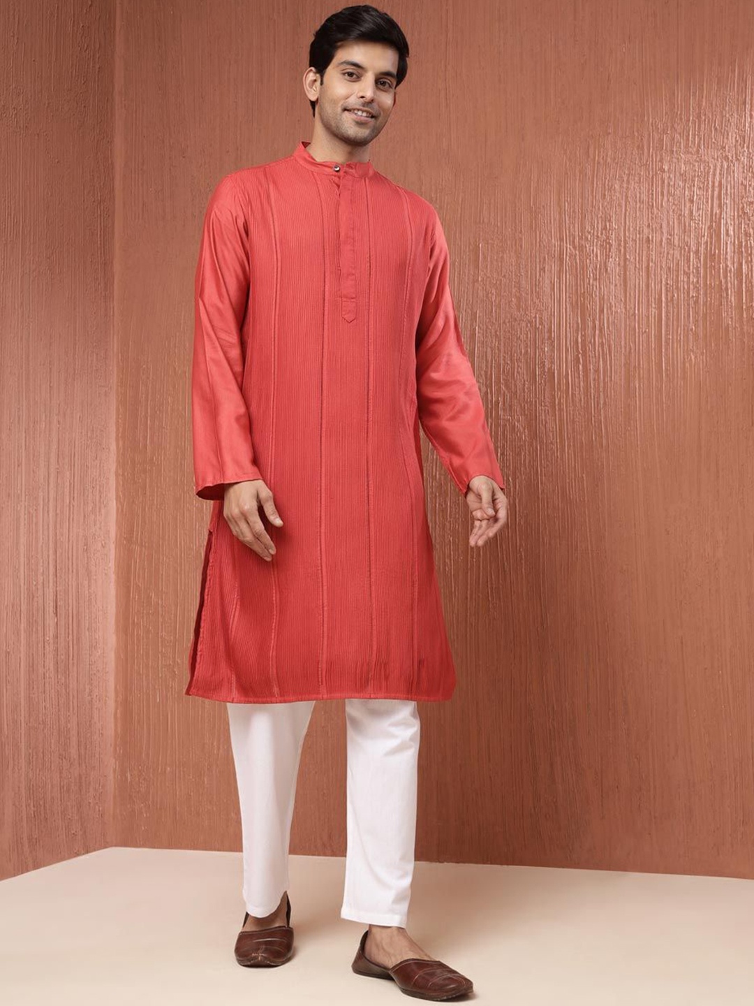 

Fabindia Striped Mandarin Collar Long Sleeves Straight Kurta, Red