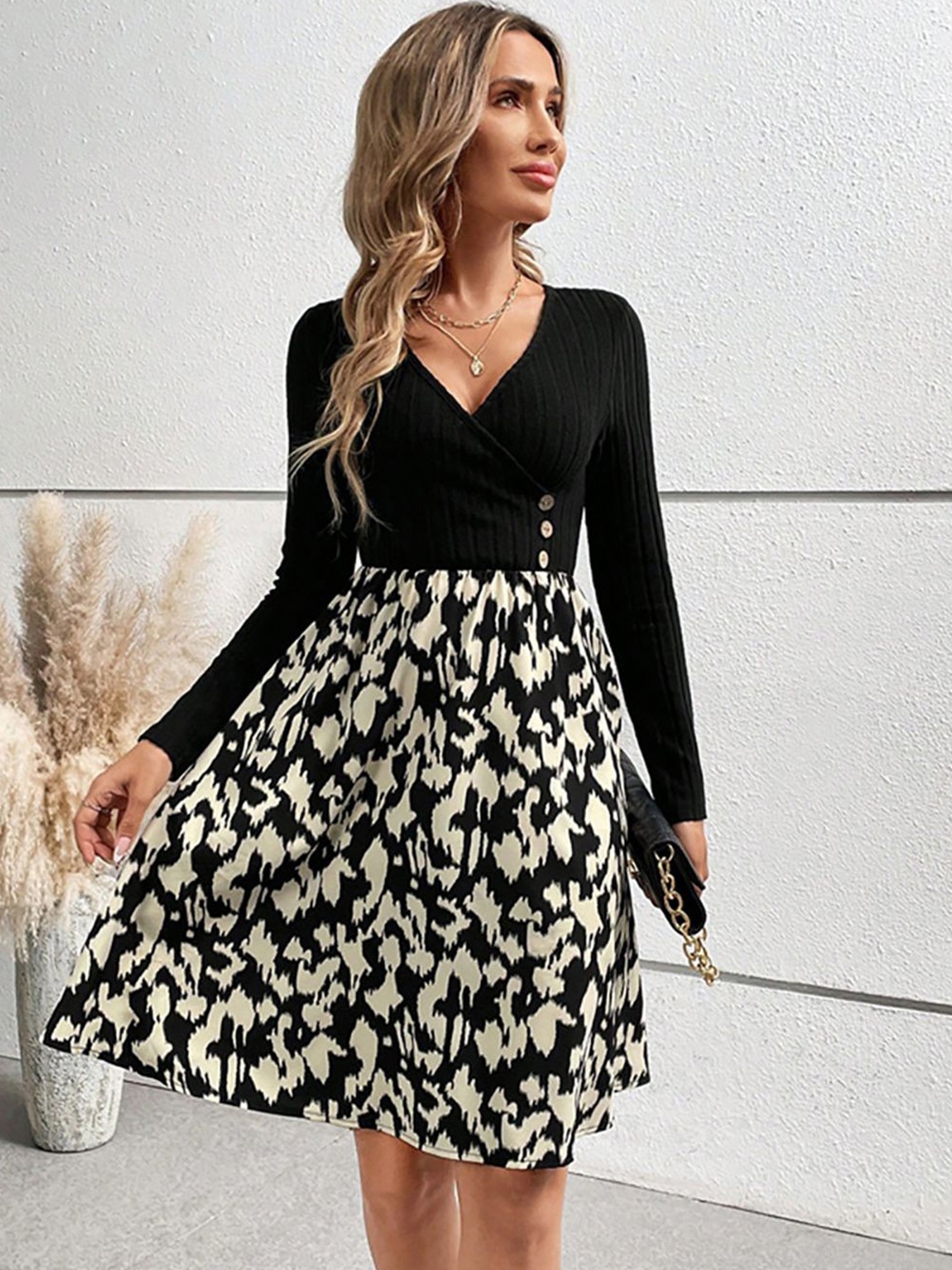 

StyleCast x Revolte Print Fit & Flare Dress, Black