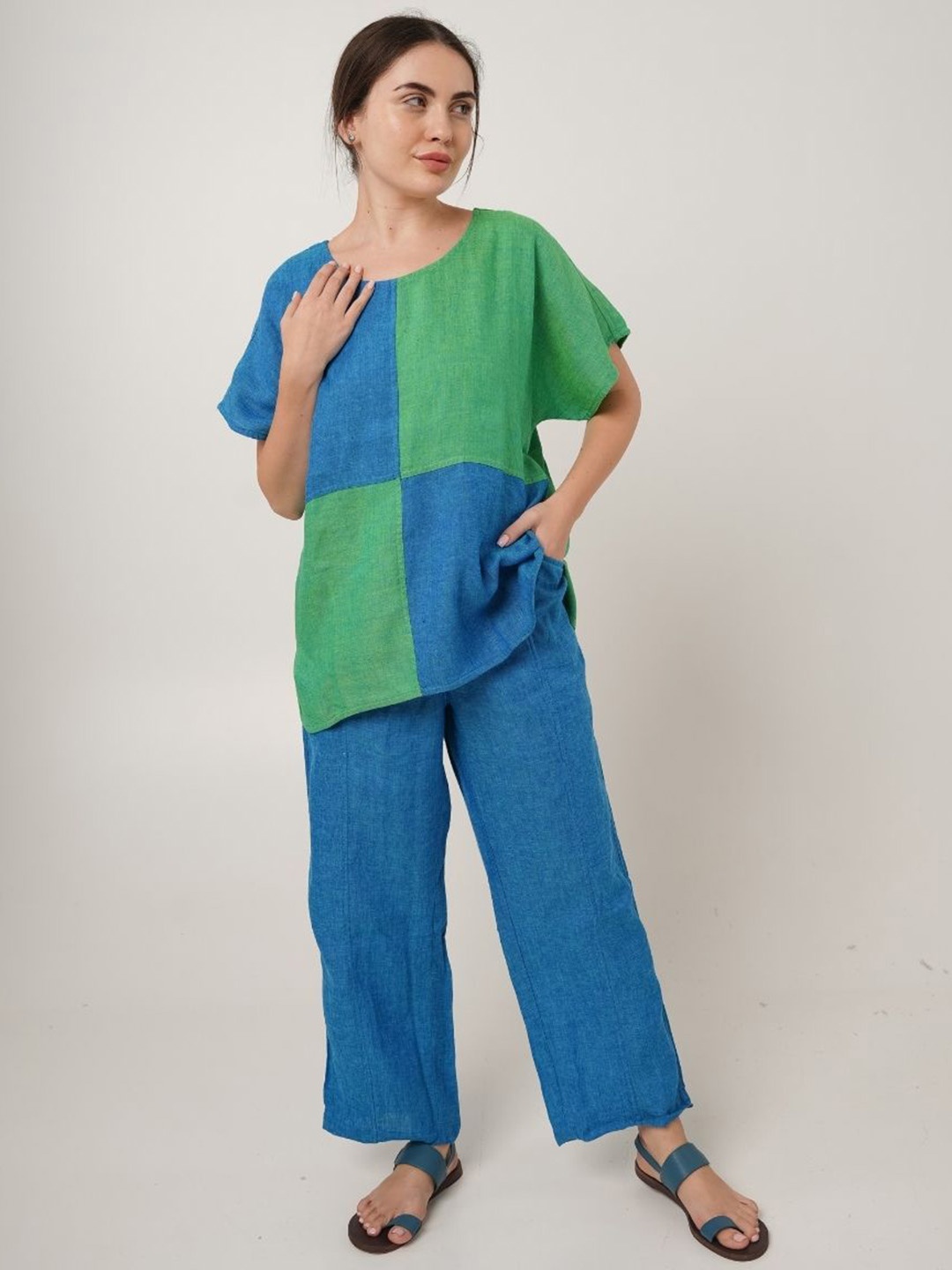 

Fabulous Colourblocked Linen Top With Trousers, Blue