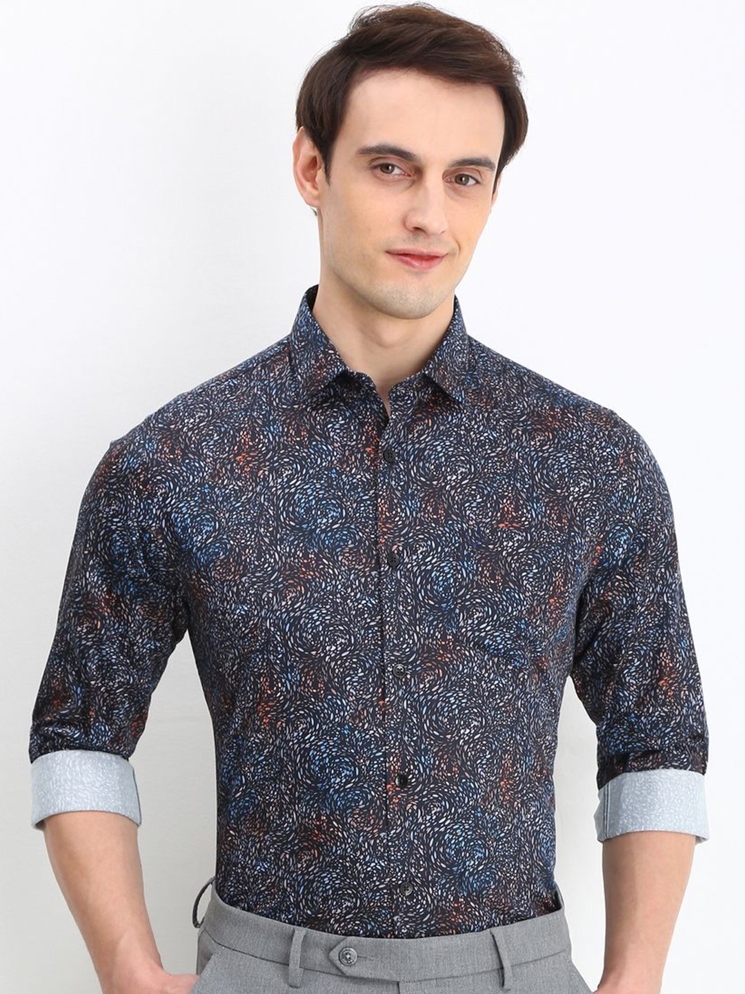 

Allen Solly Men Slim Fit Opaque Printed Formal Shirt, Navy blue