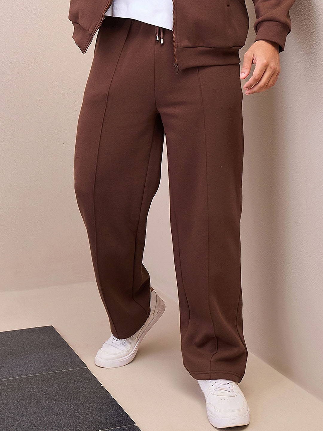 

MASCLN SASSAFRAS Men Oversized Mid Rise Track Pants, Brown