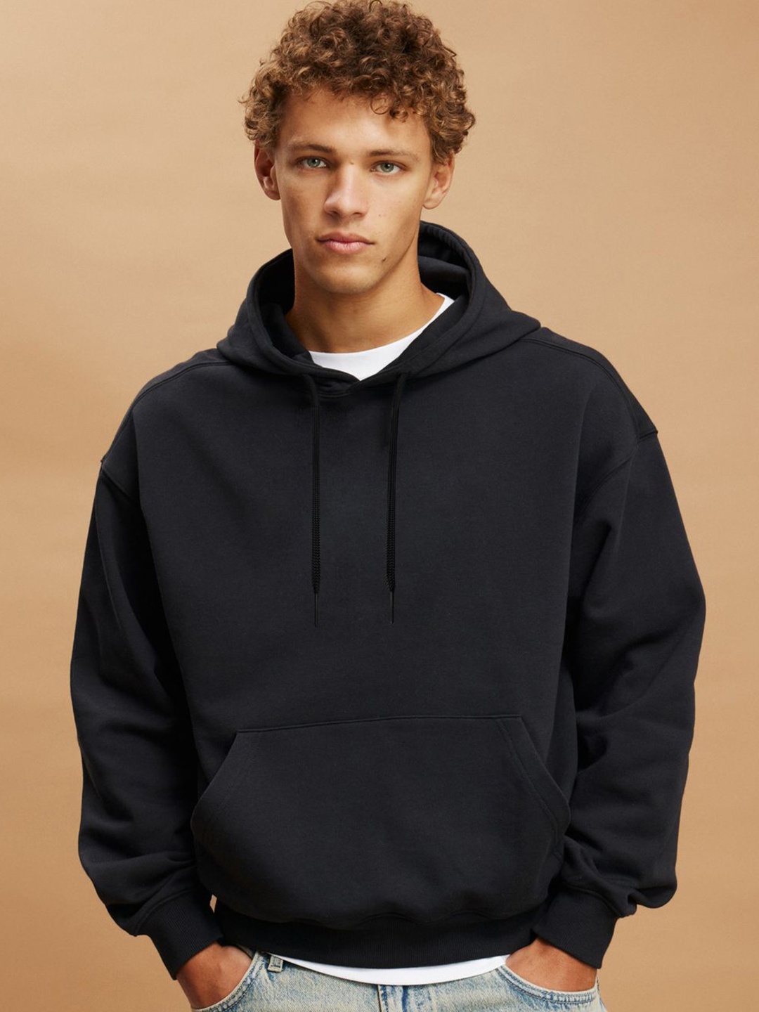 

CLAFOUTIS Men Hooded Sweatshirt, Black