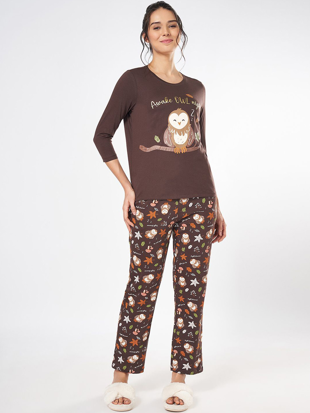 

Dreamz by Pantaloons Women Printed Night suit, Coffee brown