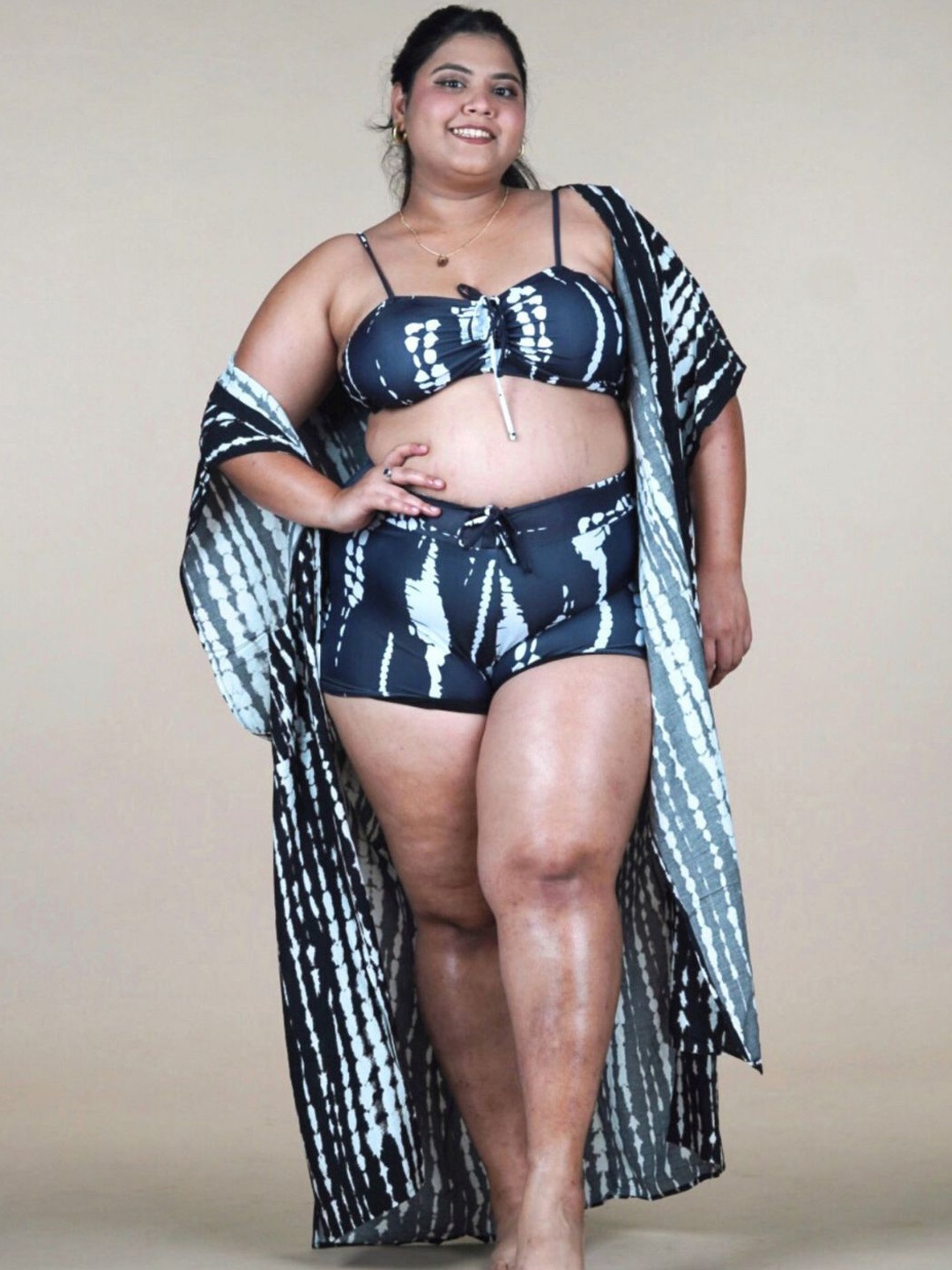 

WomanLikeU Printed Bikini Set With Coverup, Black
