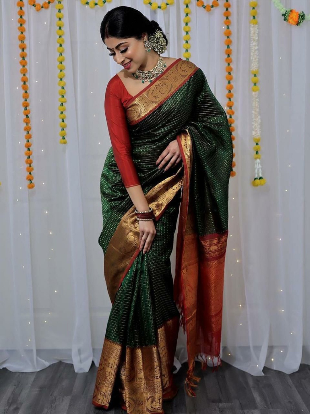 

Areca Designer Woven Design Zari Pure Silk Banarasi Saree, Green