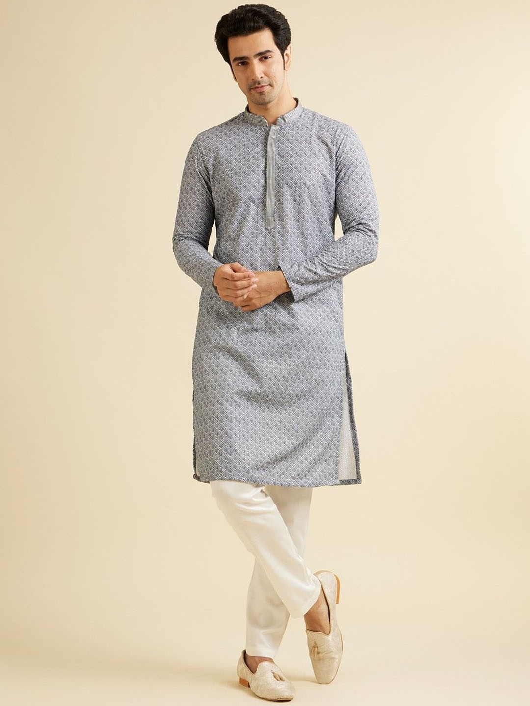 

Manyavar Men Embroidered Regular Sequinned Kurta with Pyjamas, Grey