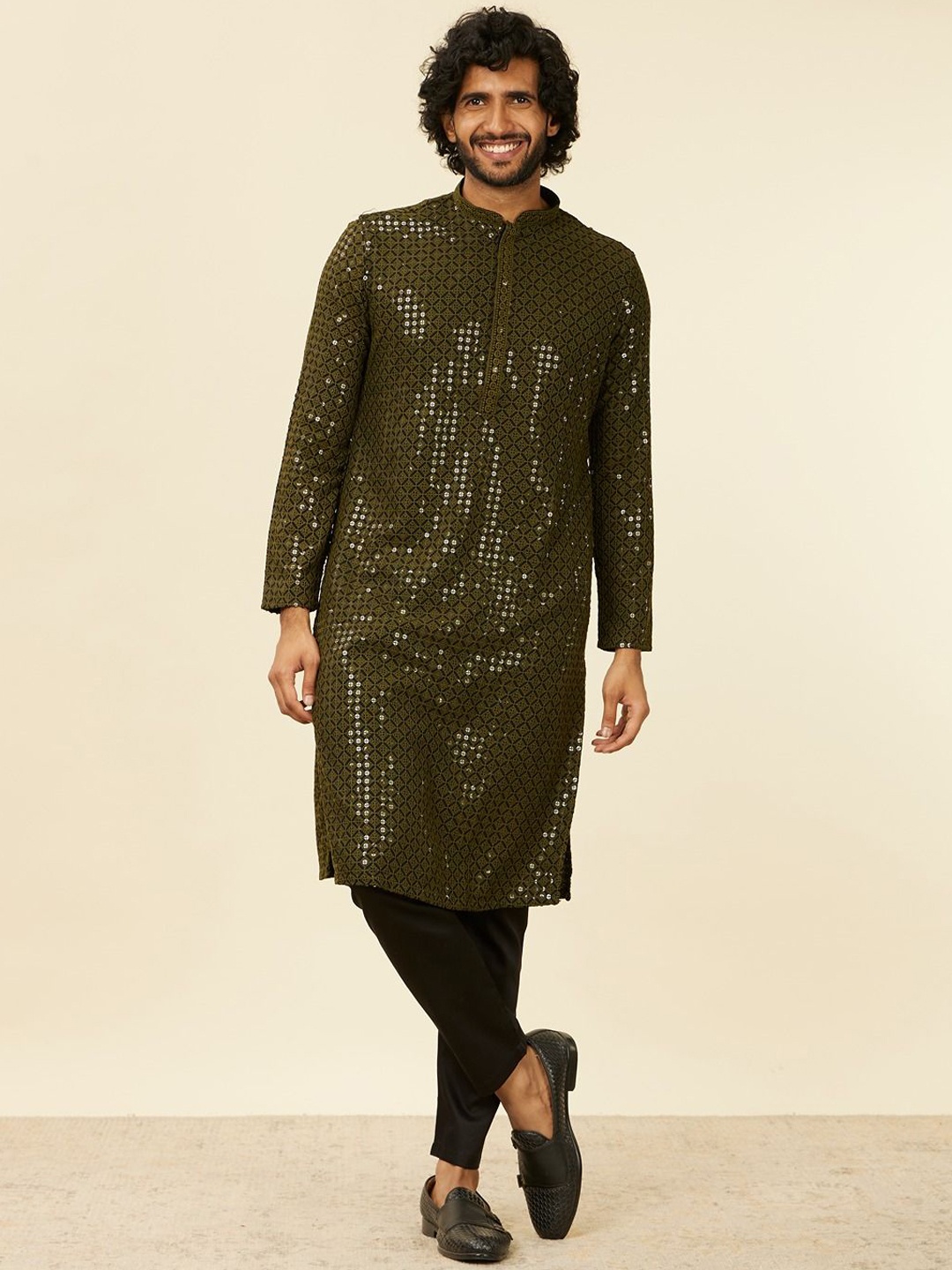 

Manyavar Men Ethnic Motifs Embroidered Regular Sequinned Kurta with Pyjamas, Olive