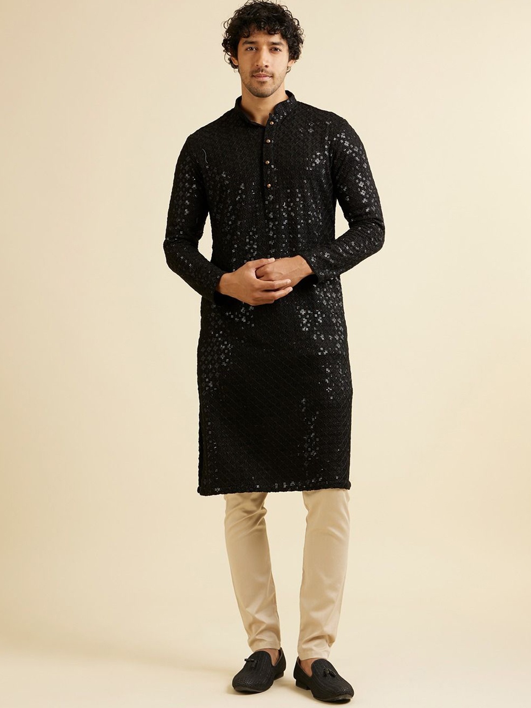 

Manyavar Men Ethnic Motifs Embroidered Regular Sequinned Kurta with Pyjamas, Black