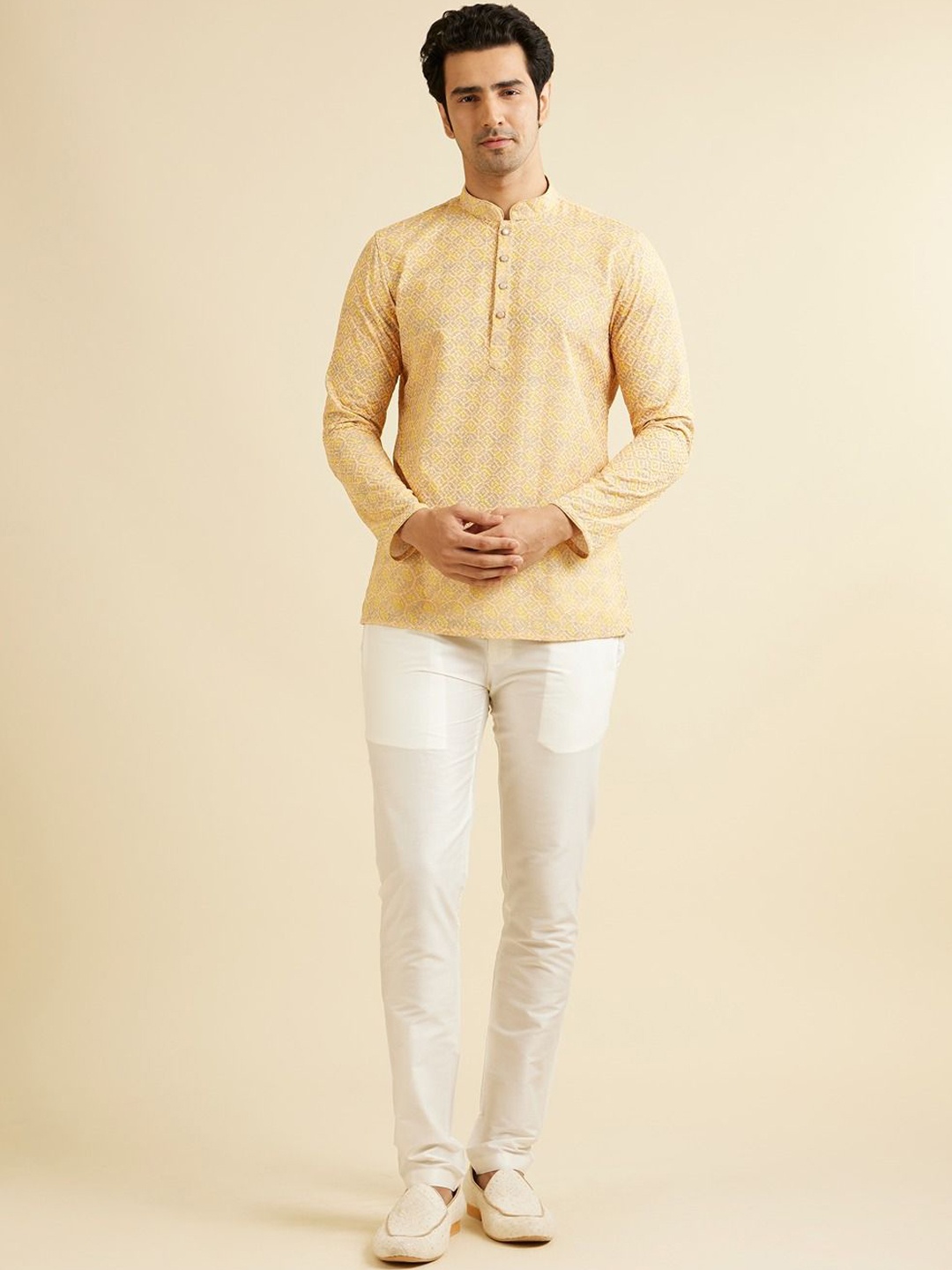 

Manyavar Men Printed Chikankari Kurta, Yellow