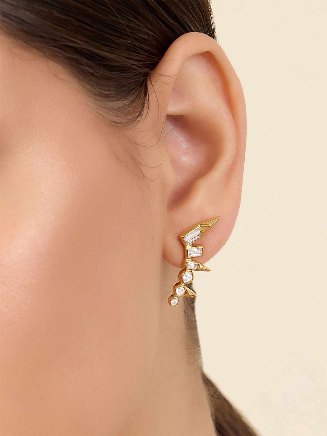 

Isharya Contemporary Studs Earrings, Gold