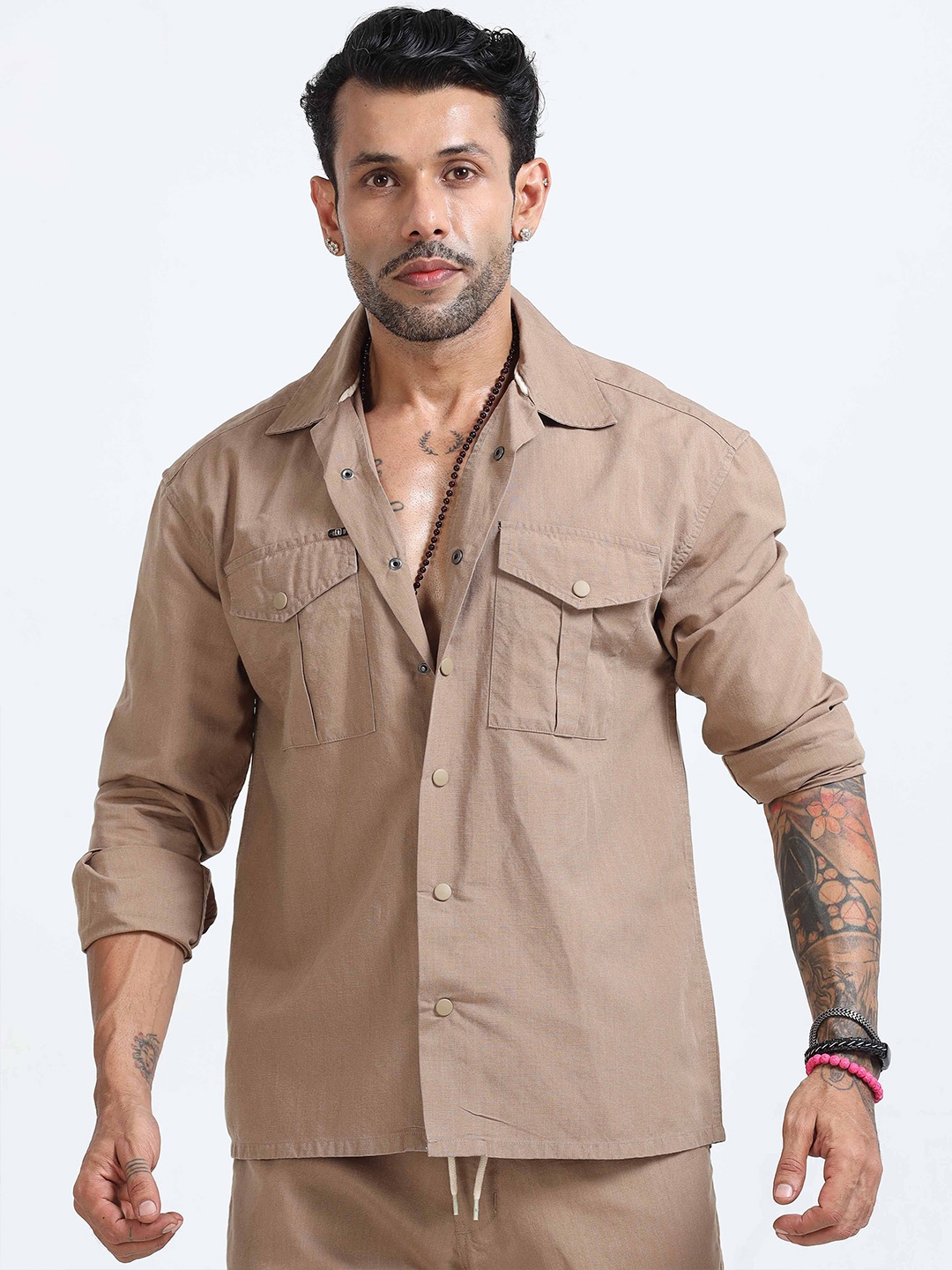 

Italian Colony Style Shield Casual Cuban Shacket, Khaki