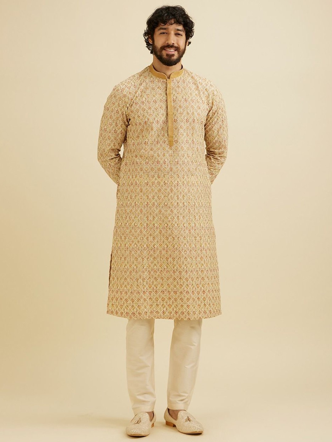

Manyavar Men Ethnic Motifs Embroidered Regular Sequinned Kurta with Pyjamas, Beige
