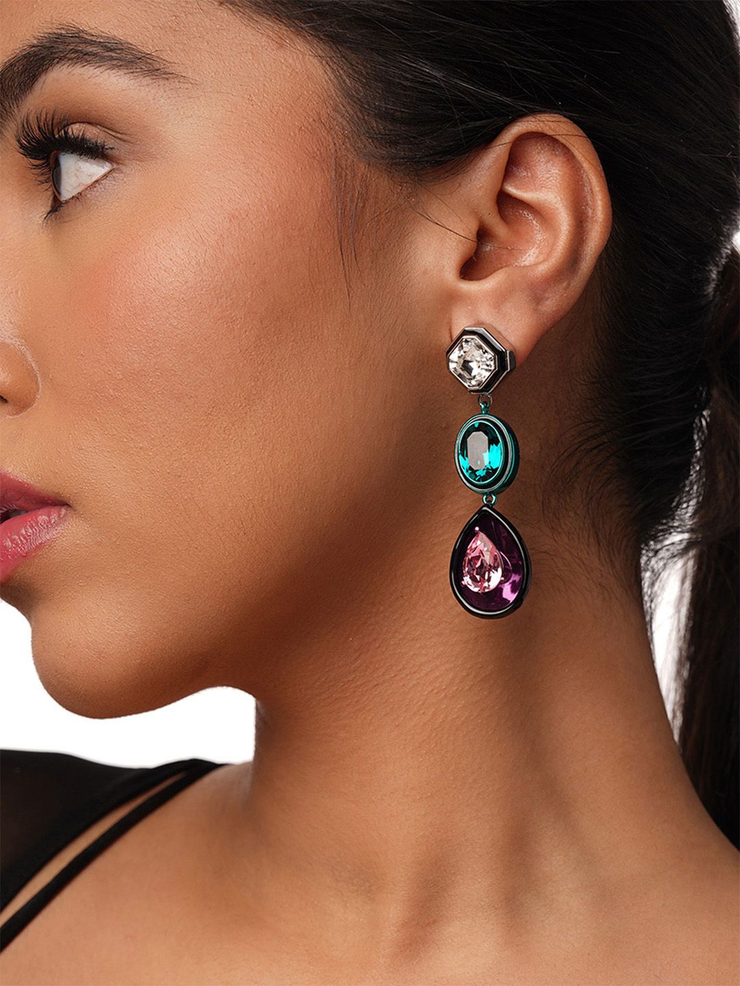 

Isharya Contemporary Drop Earrings, Gold