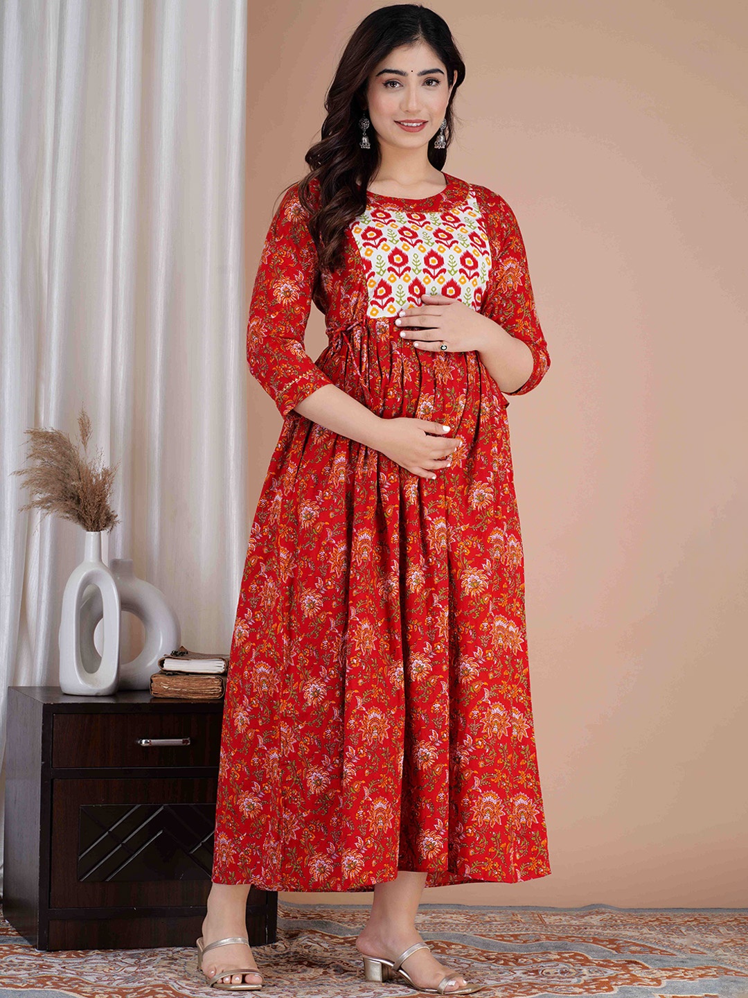 

Mialo fashion Printed Fit & Flare Maternity Feeding Ethnic Dresses, Red