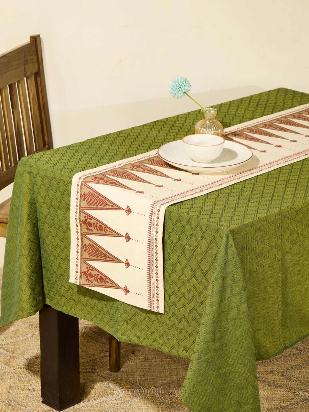 

Fabindia Red & Beige Cotton Ethnic Motif Printed Table Runner