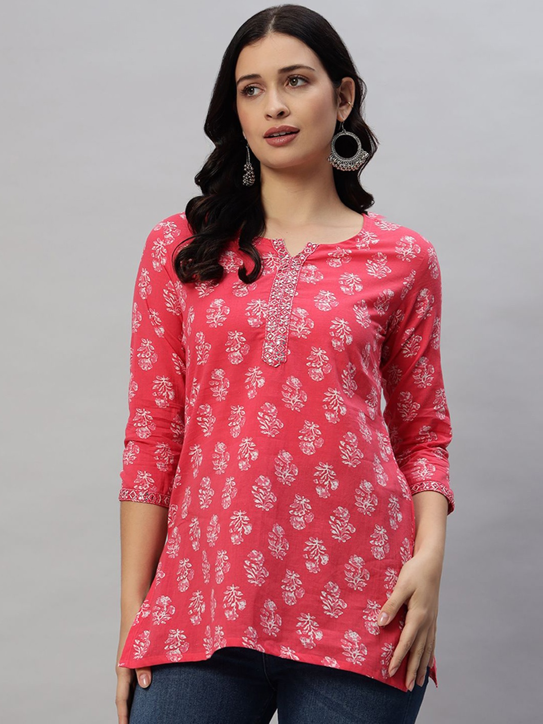

KBZ Women Floral Embroidered Kantha Work Floral Handloom Kurta, Red