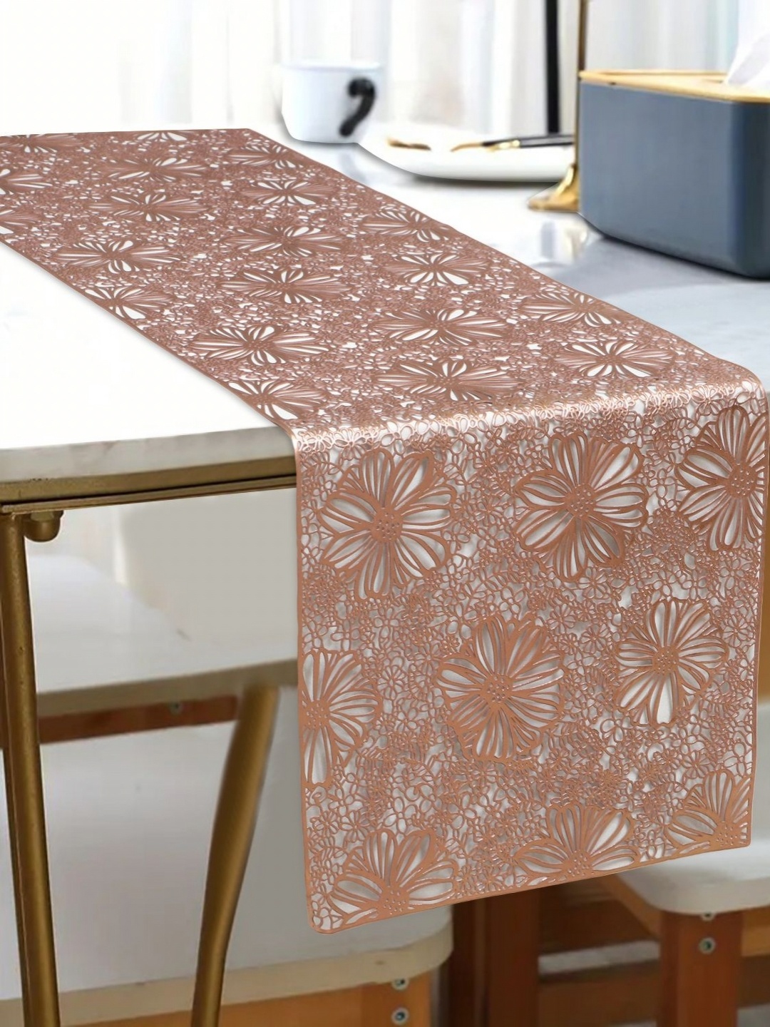 

LooMantha Geometric Table Runner, Copper