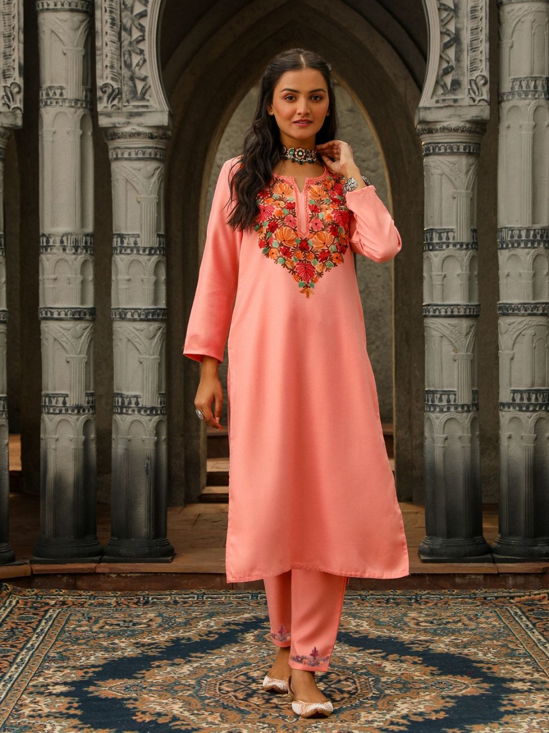 

House of Chikankari HOC Crafts Aari Woven Kurta Set, Pink