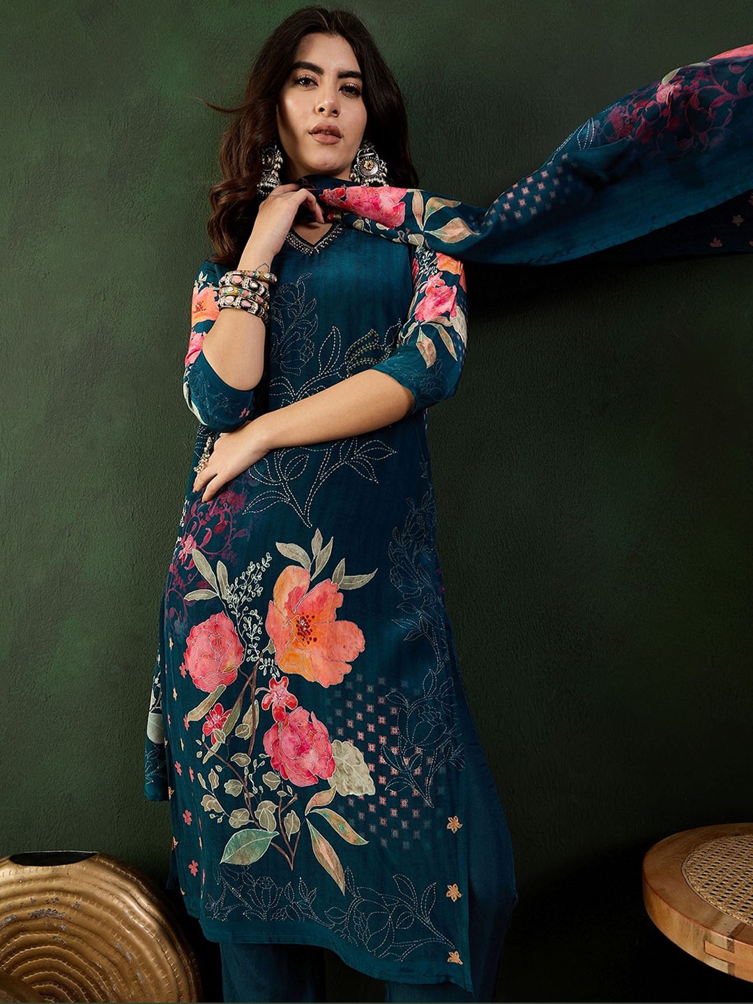 

Sangria Printed Kurta Set With Dupatta, Teal