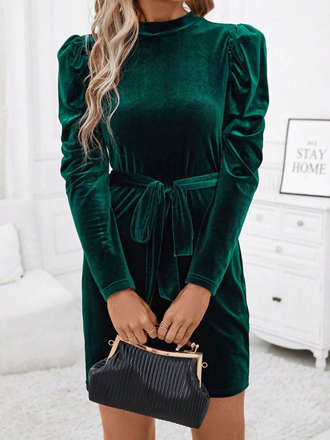 

StyleCast x Revolte Velvet Bodycon Dress, Green