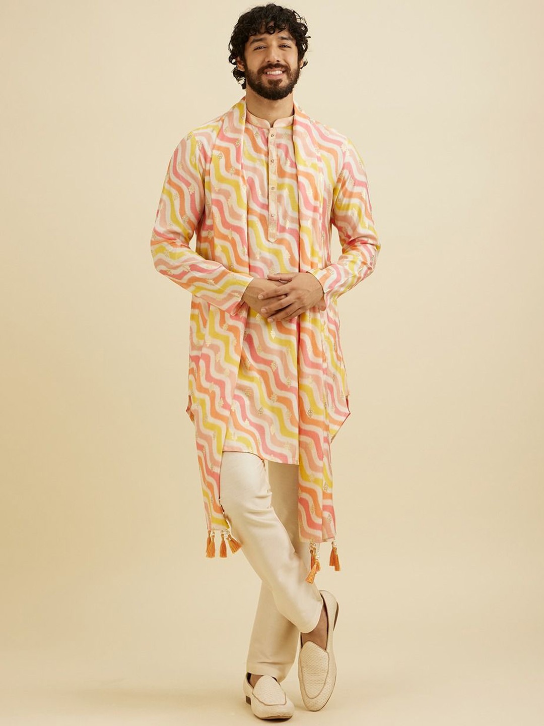 

Manyavar Men Printed Regular Kurta with Pyjamas & With Dupatta, White