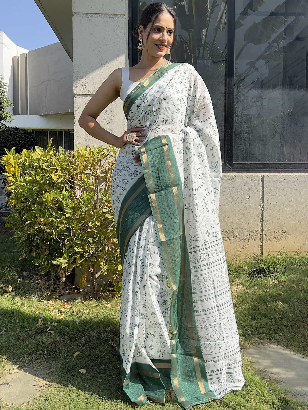 

KALINI Ethnic Motifs Printed Zari Pure Silk Designer Saree, Green