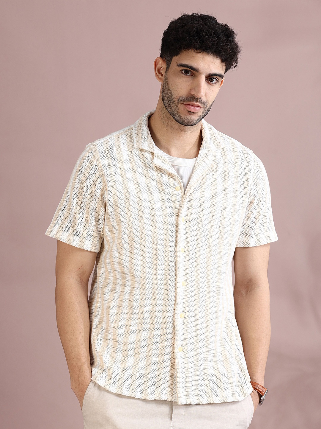 

FILORI Men Pure Cotton Striped Casual Shirt, Off white