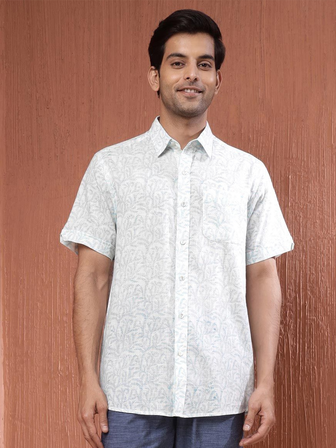 

Fabindia Men Opaque Printed Casual Shirt, White