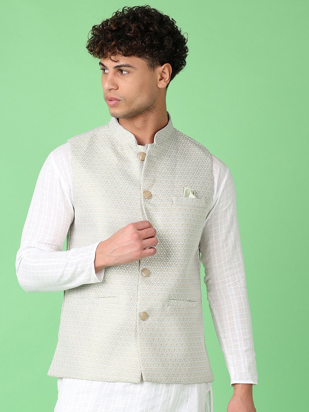 

V-Mart Self-Design Woven Nehru Jacket, Green