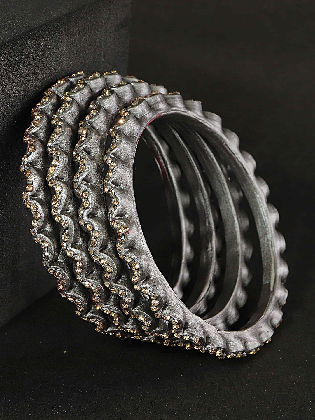 

ZULKA Set Of 4 CZ-Studded Bangles, Silver