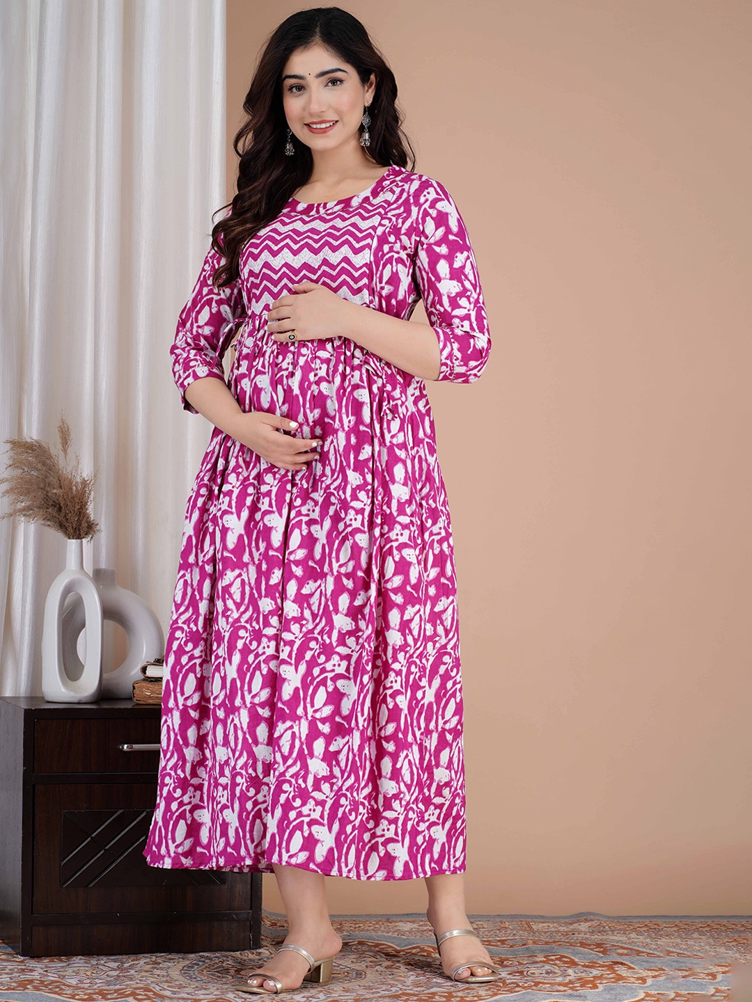 

Mialo fashion Printed Fit & Flare Maternity Feeding Ethnic Dresses, Mauve