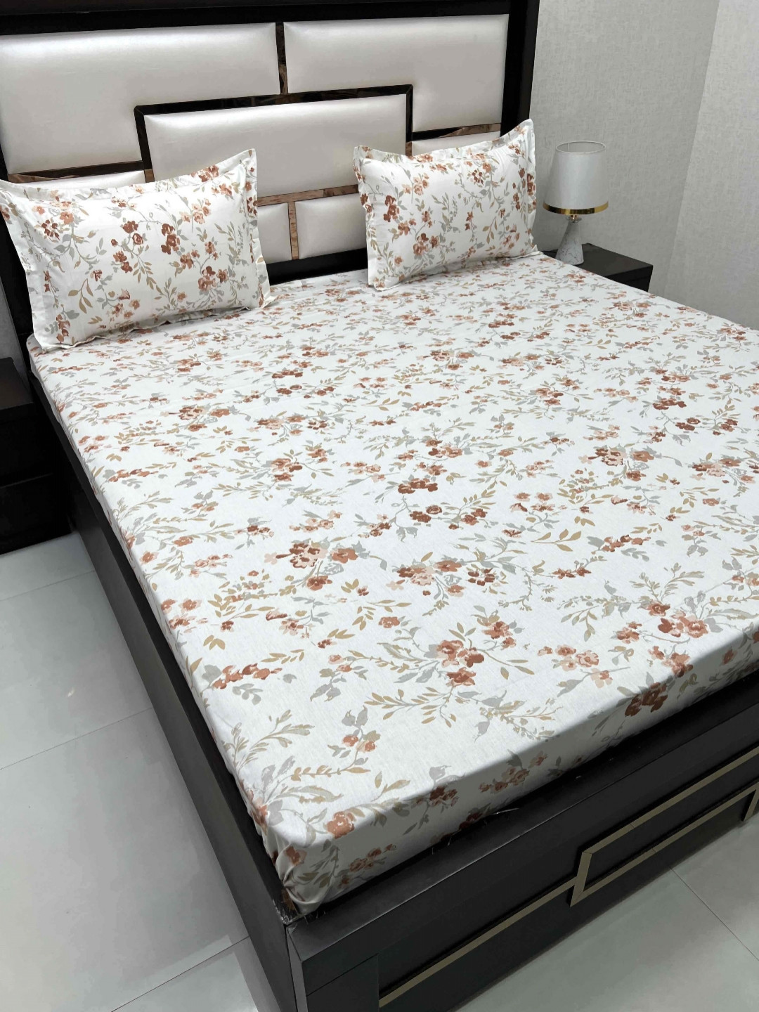 

Pure Decor White & Brown Floral 250 TC Queen Bedsheet with 2 Pillow Covers