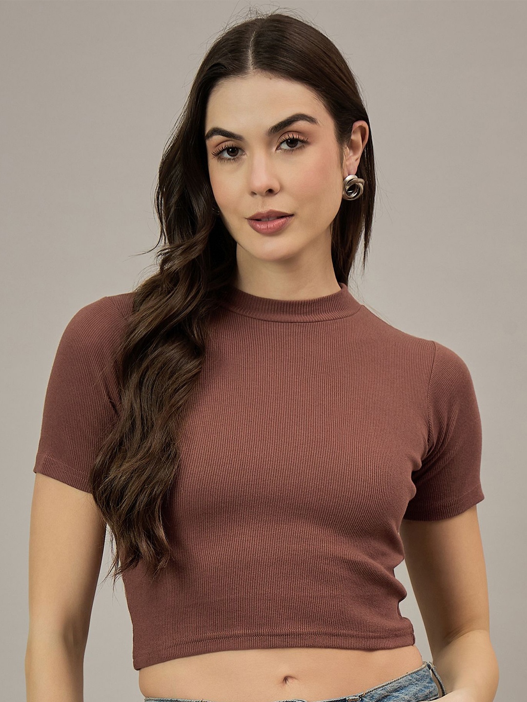 

The Roadster Lifestyle Co Women Round Neck Crop Top, Brown