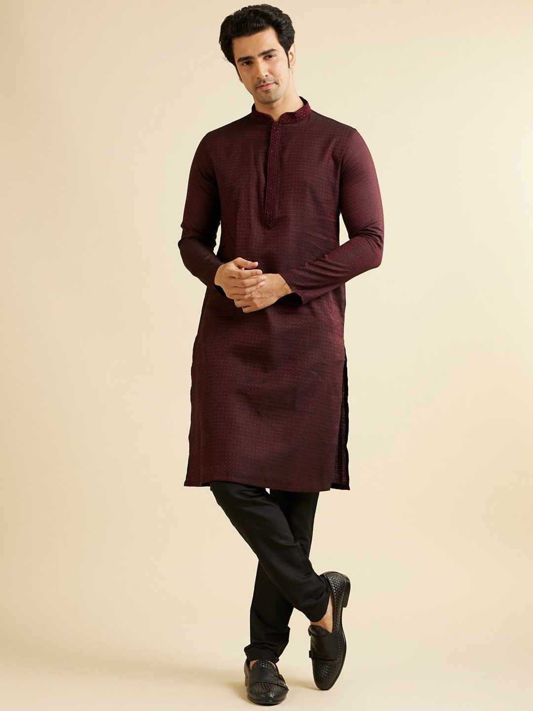 

Manyavar Men Printed Regular Sequinned Kurta with Pyjamas, Maroon