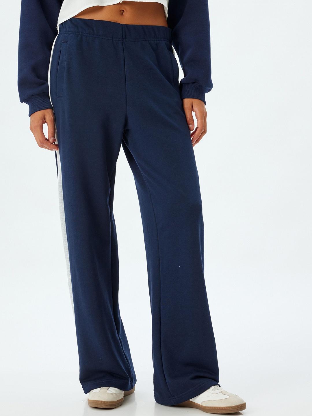 

Koton Women Mid Rise Track Pants, Navy blue