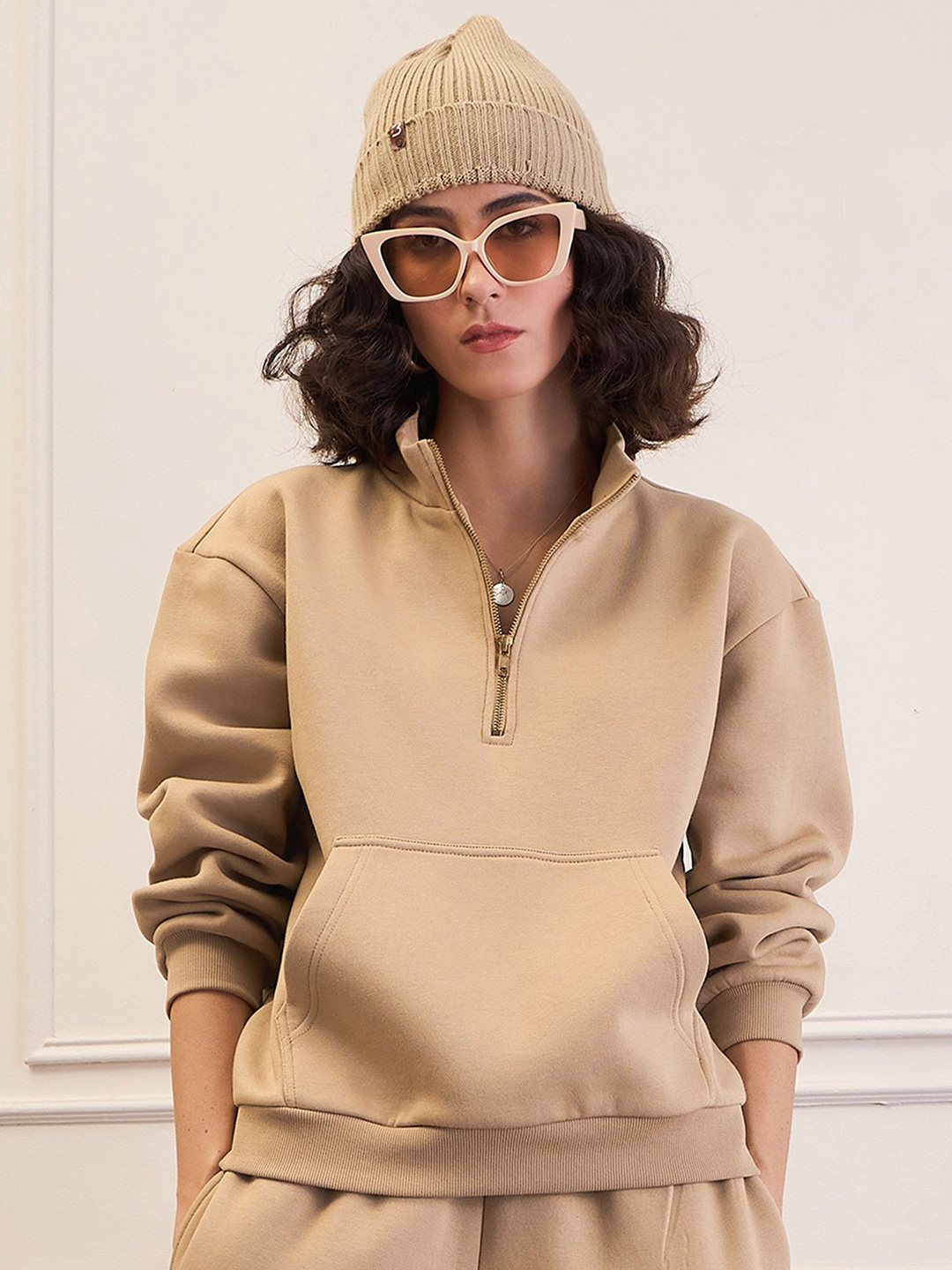 

SASSAFRAS Women Sweatshirt, Beige
