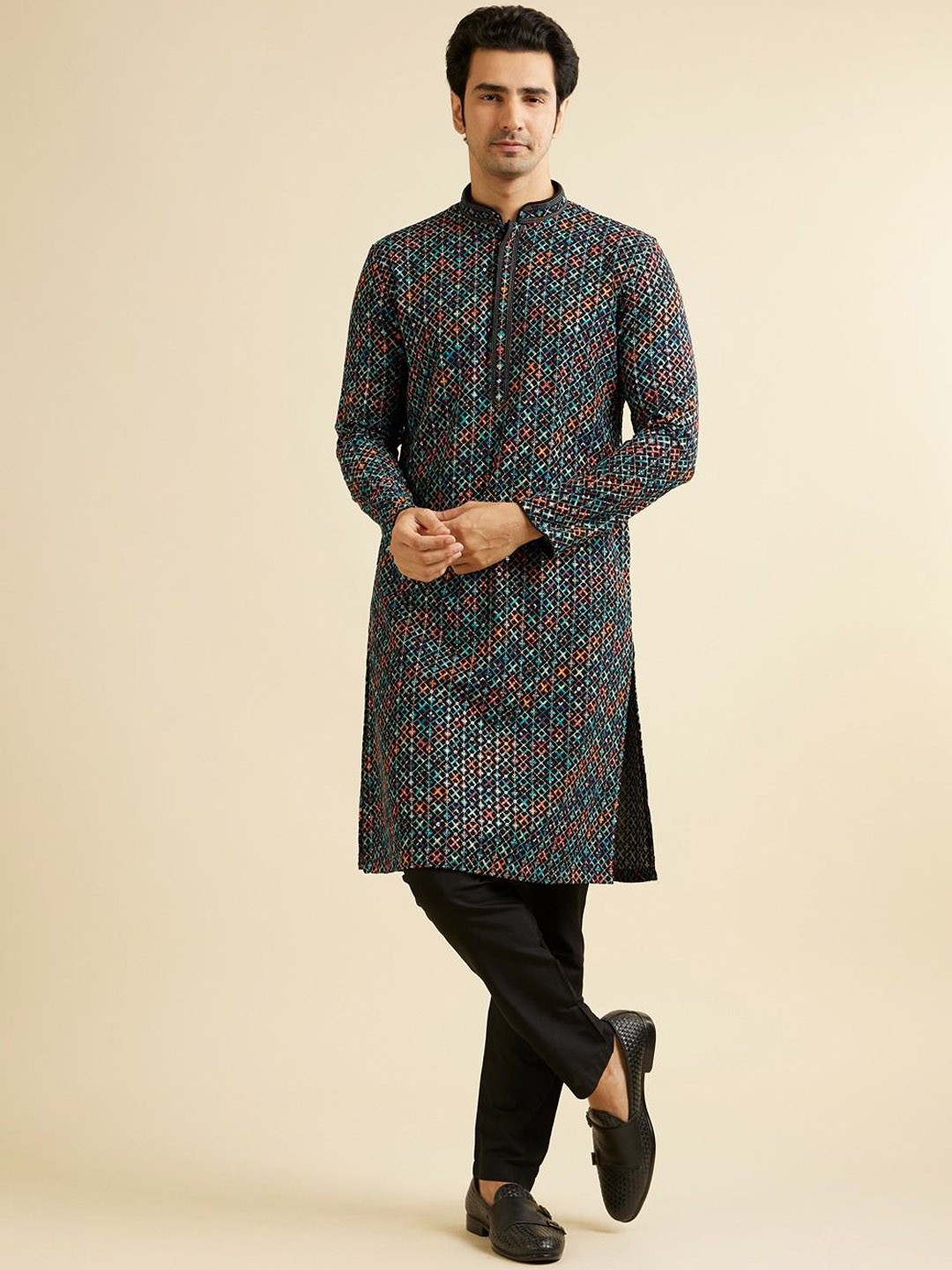 

Manyavar Men Embroidered Regular Sequinned Kurta with Pyjamas, Black