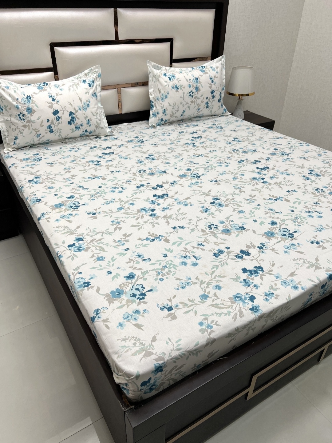 

Pure Decor White & Blue Floral 350 TC Queen Bedsheet with 2 Pillow Covers