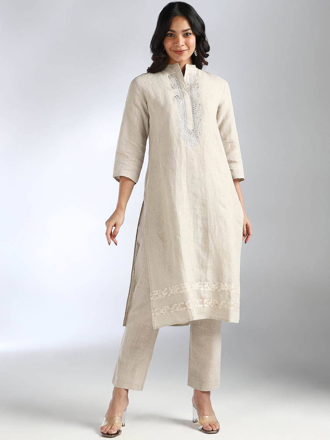 

House Of Dharaa Women Floral Embroidered Regular Thread Work Linen Kurta with Trousers & With Dupatta, White