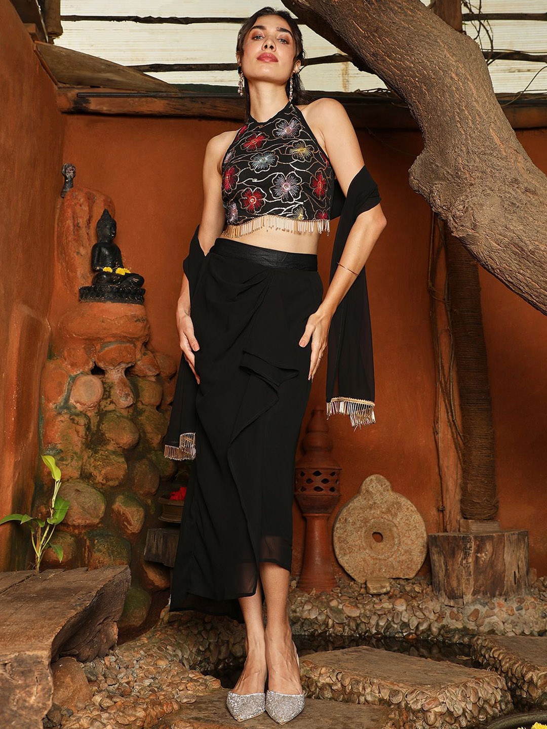 

QISSA Embellished Halter Neck Crop Top & Skirt With Dupatta Co-Ords, Black