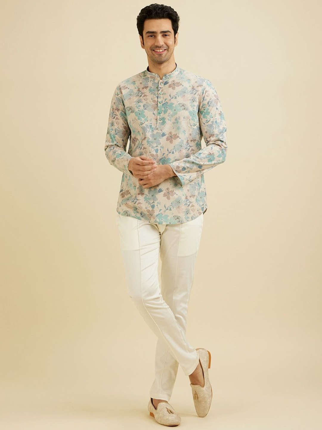 

Manyavar Men Floral Printed Kurta, Green
