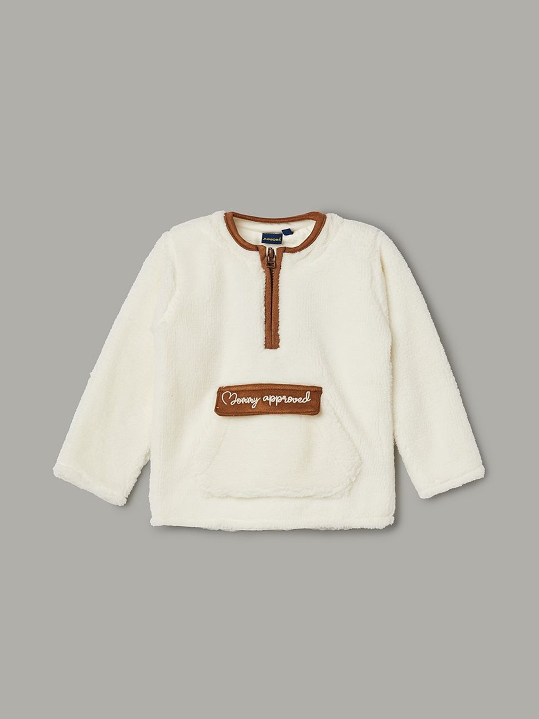 

Juniors by Lifestyle Boys Embroidered Sweatshirt, Off white