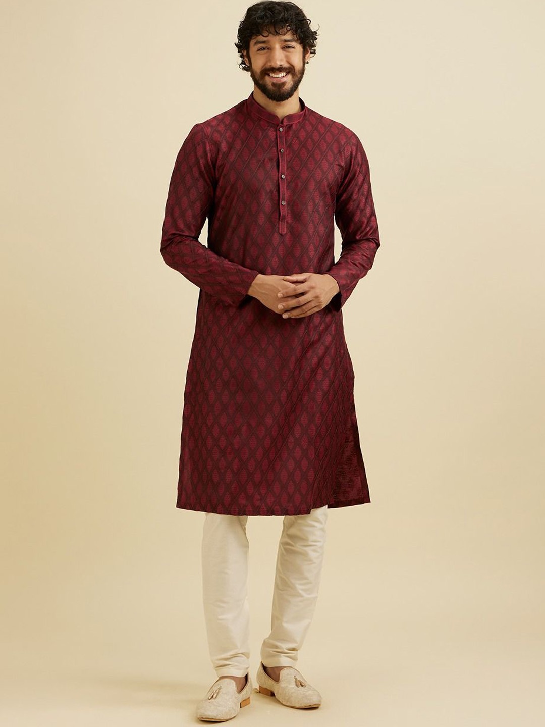 

Manyavar Men Regular Kurta with Pyjamas, Maroon