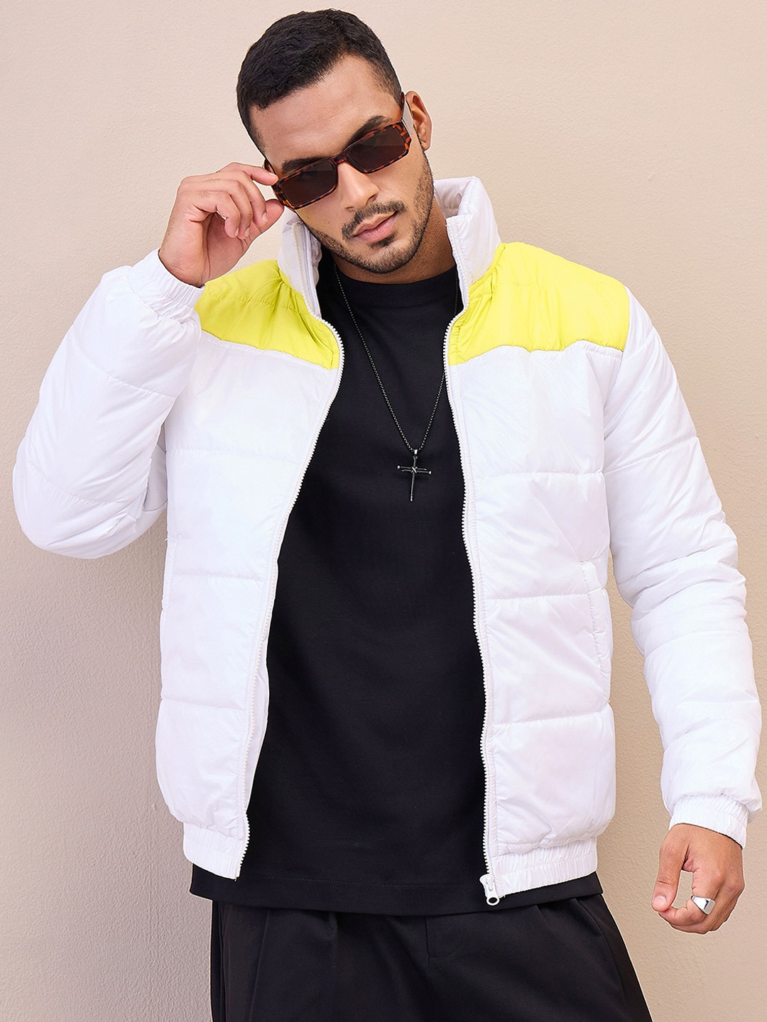 

MASCLN SASSAFRAS Men Colourblocked Puffer Jacket, White