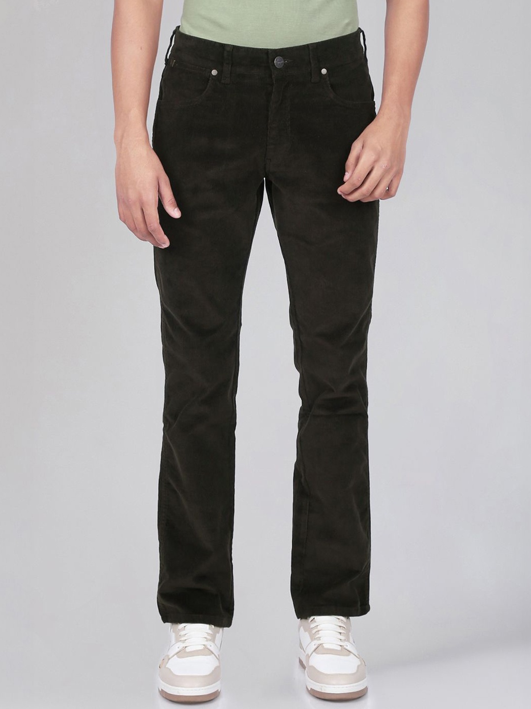 

Wrangler Men Straight Fit Trousers, Green
