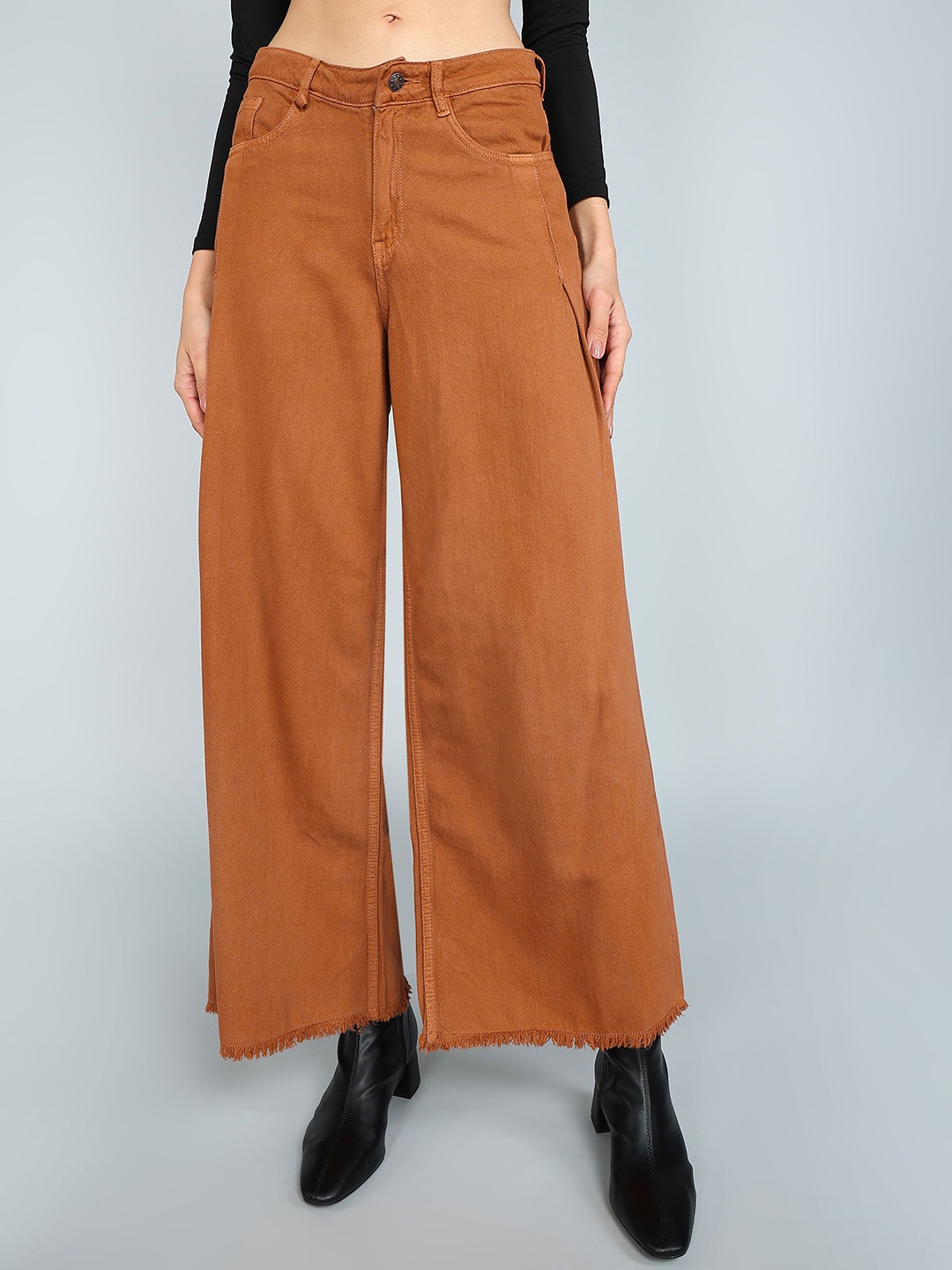

The Roadster Lifestyle Co Women Wide Leg No Fade Jeans, Brown