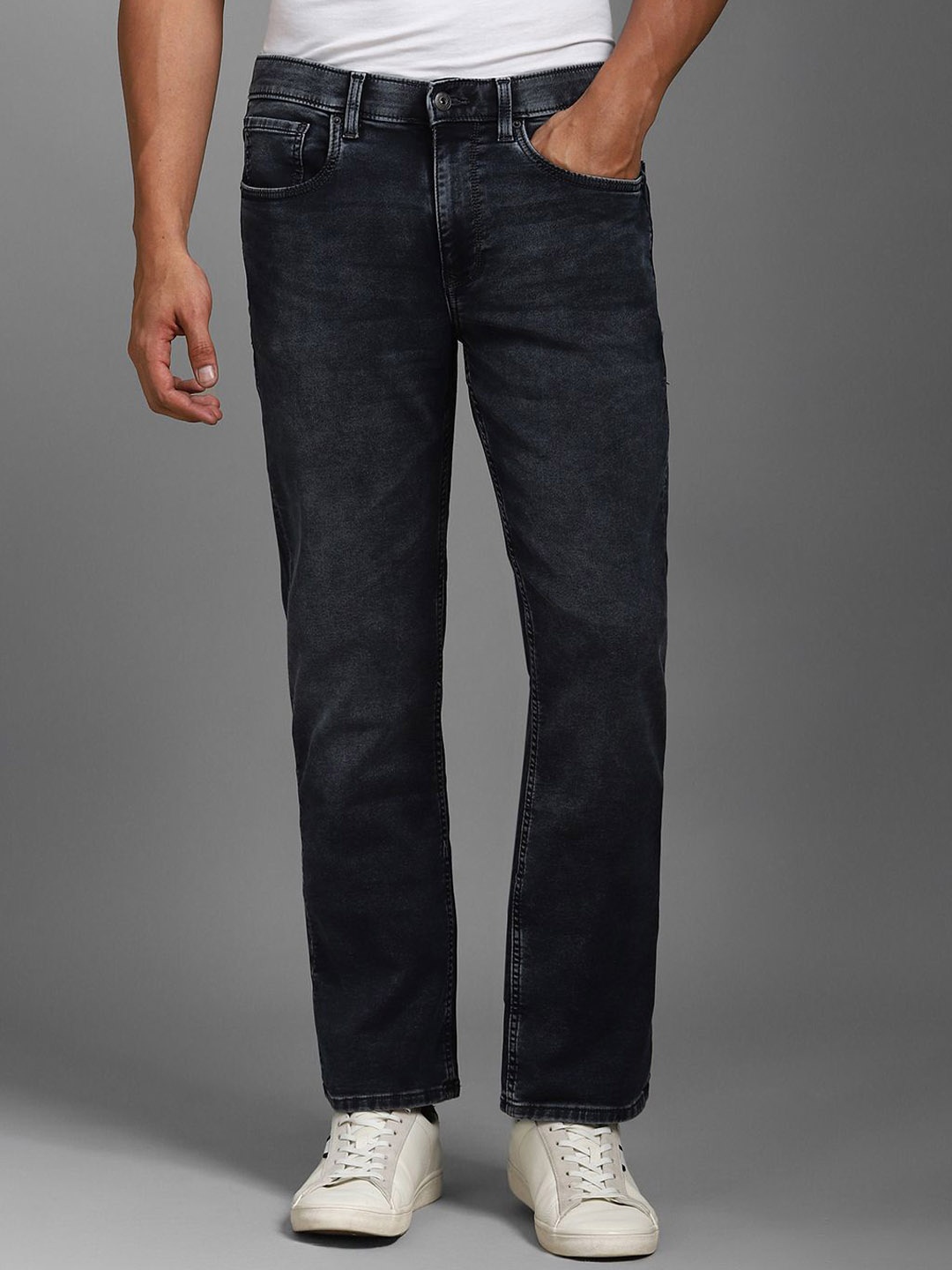 

Louis Philippe Jeans Men Slim Fit Light Fade Jeans, Charcoal
