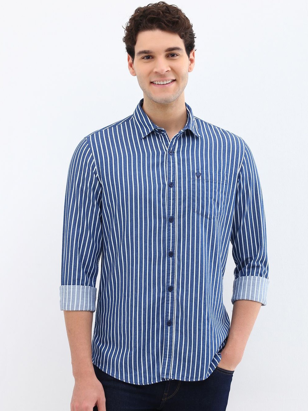 

Allen Solly Men Custom Opaque Striped Casual Shirt, Blue