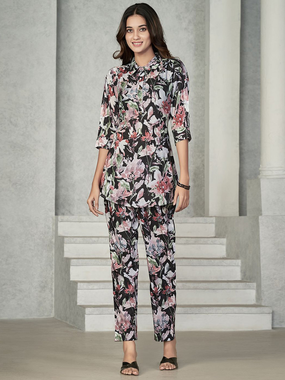 

DressBerry Purple Floral Printed Shirt Collar Three-Quarter Sleeves Top With Trouser